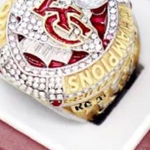 Meet your Posher, Gregory